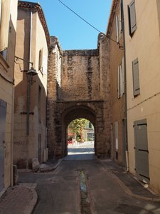 Illustration Porte de Pourrières