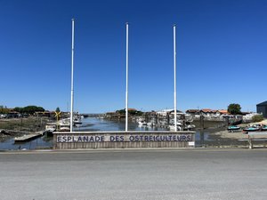 Illustration Port de Larros